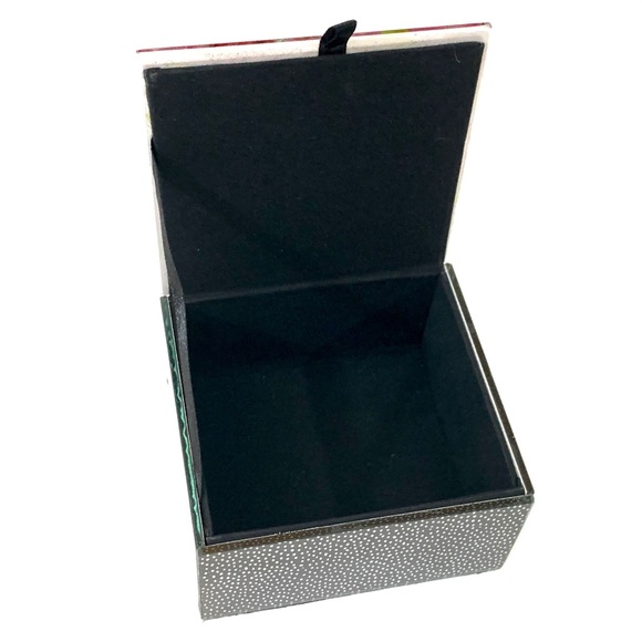 “Love Bravely” Jewelry / Trinket Box - Picture 2 of 3